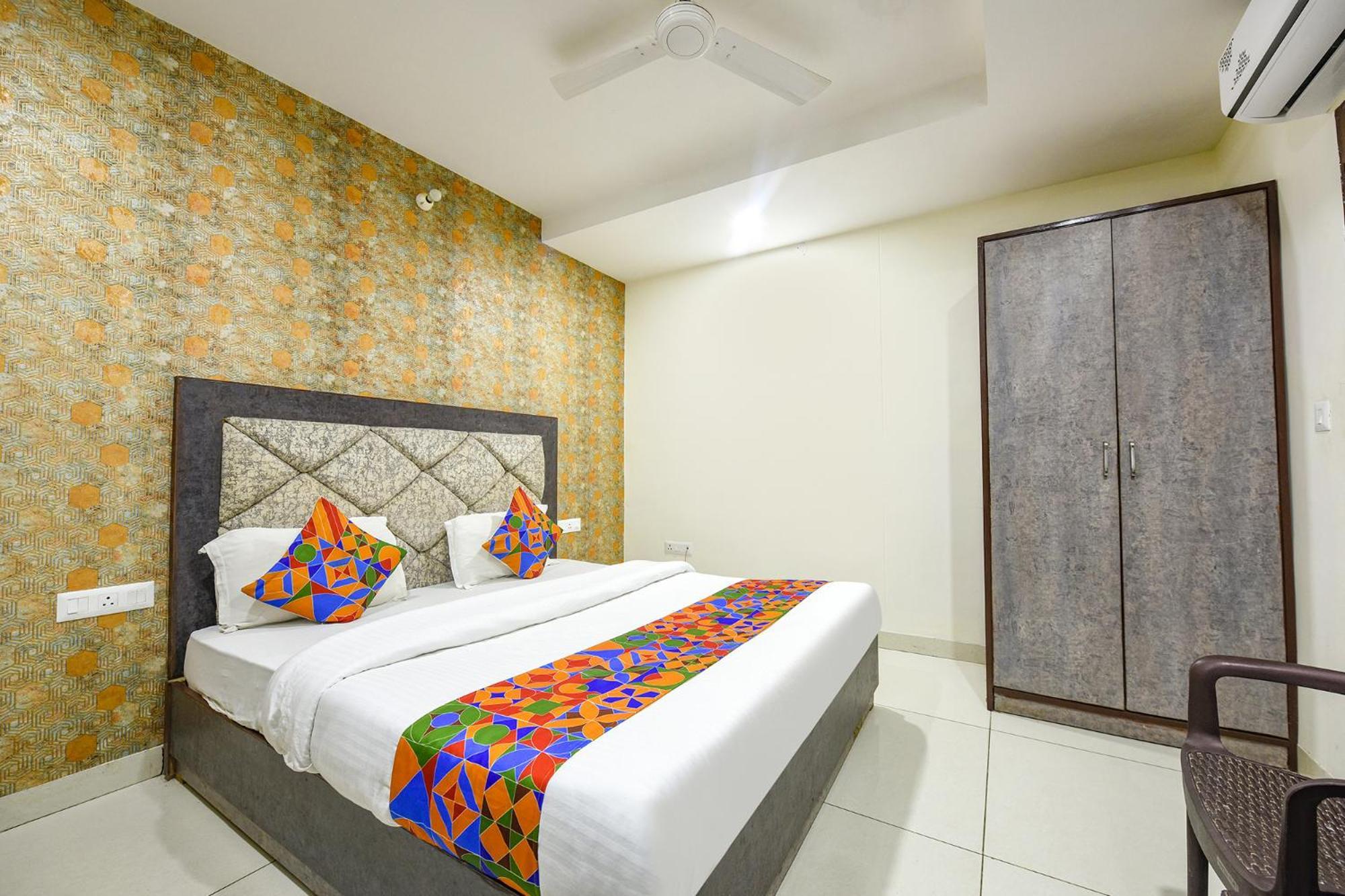 Fabhotel Green Valley Chandīgarh 外观 照片