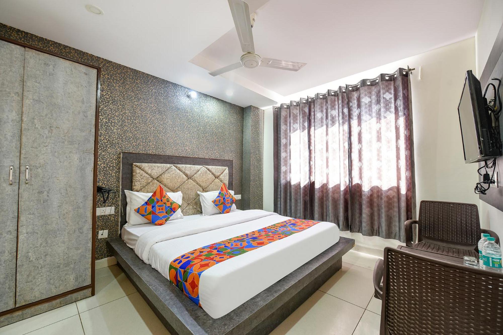 Fabhotel Green Valley Chandīgarh 外观 照片
