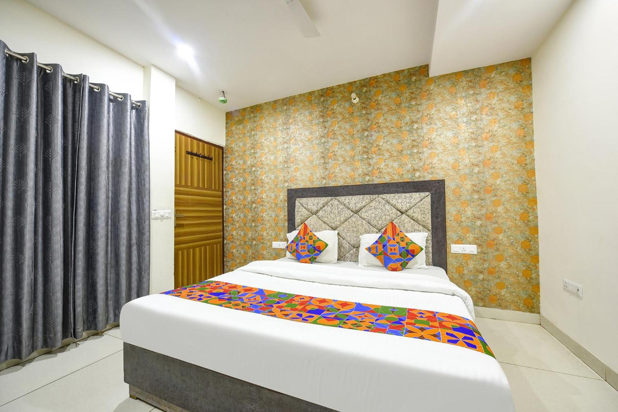 Fabhotel Green Valley Chandīgarh 外观 照片