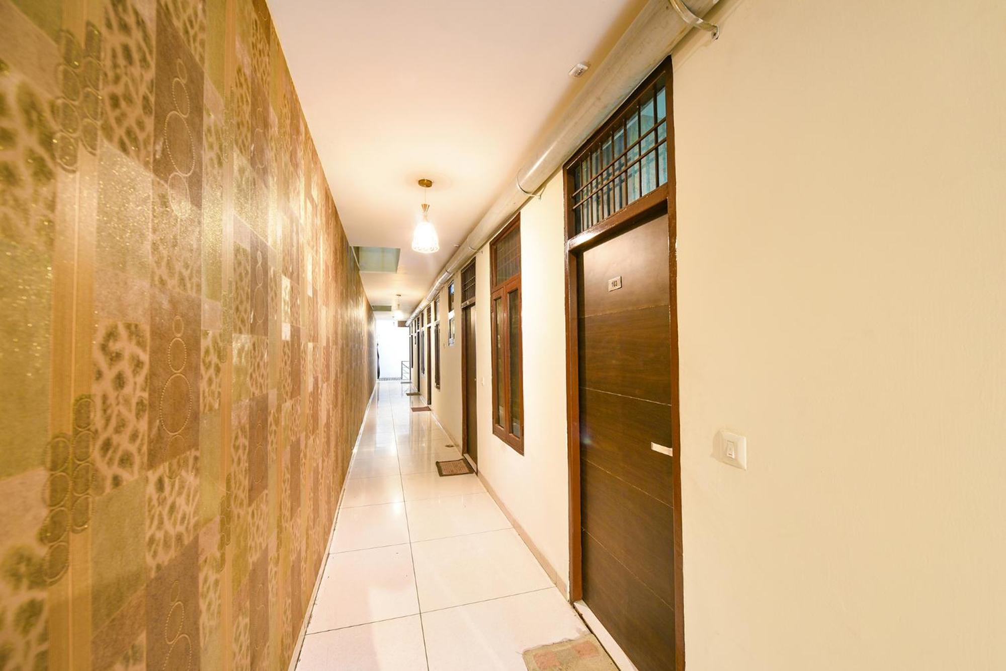 Fabhotel Green Valley Chandīgarh 外观 照片